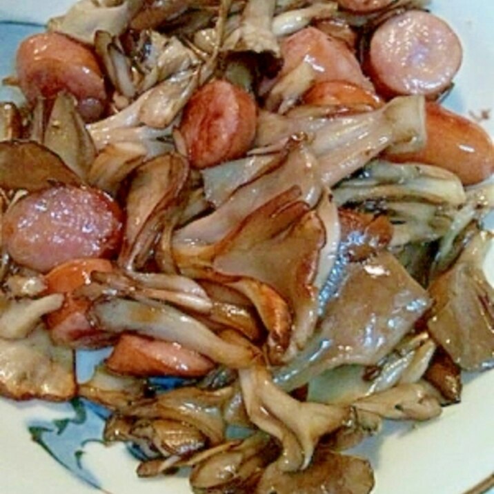 ビールのおつまみに!舞茸とウィンナの炒め物